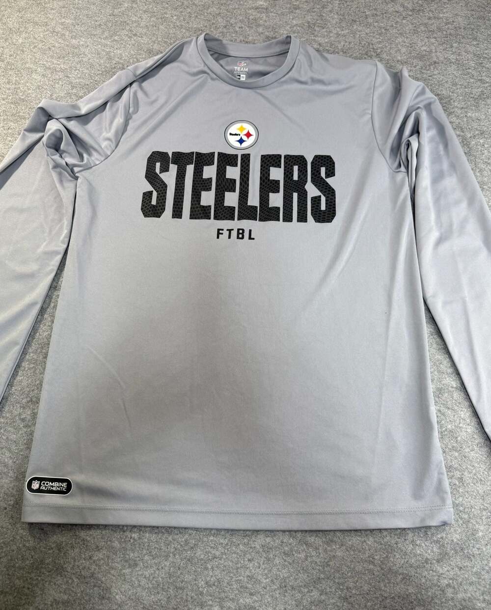 New Era NFL Pittsburgh Steelers Performance Long Sleeve Graphic T-Shirt